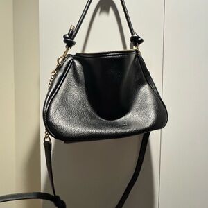 Elegant Black louenhide Bag
